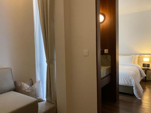 Nimman Hotel | Discover The Sayla Hotel: Top-Rated Stay with Breakfast