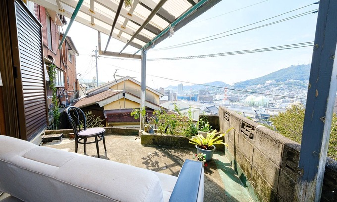 Nagasaki House | Scenic Stay for Groups in Nagasaki with Kitchen & Breakfast
