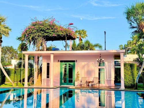 Hin Lek Fai Hotel | Relax at The Sea-Cret Garden Hua Hin - 4-Star Getaway