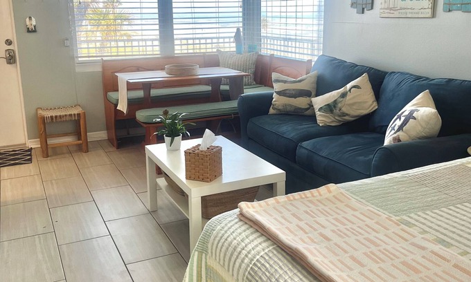 Lenox Park Apartment | Ocean Jewels: Guest Rated 10/10 with Gorgeous Ocean Views