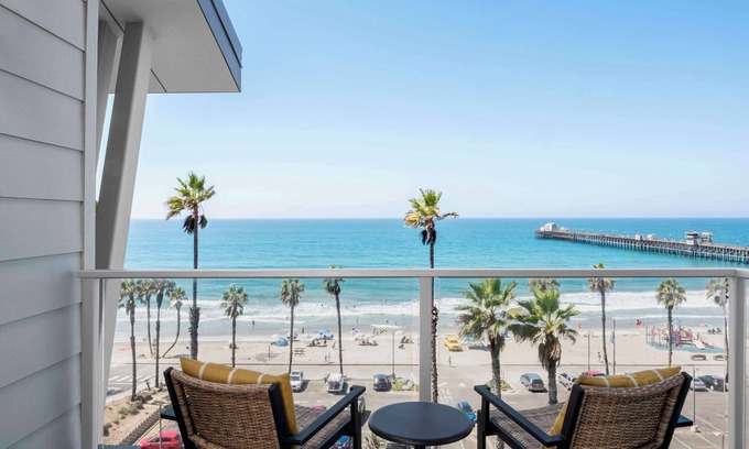 Townsite Hotel | Relax at The Seabird Ocean Resort & Spa - 4-Star Getaway