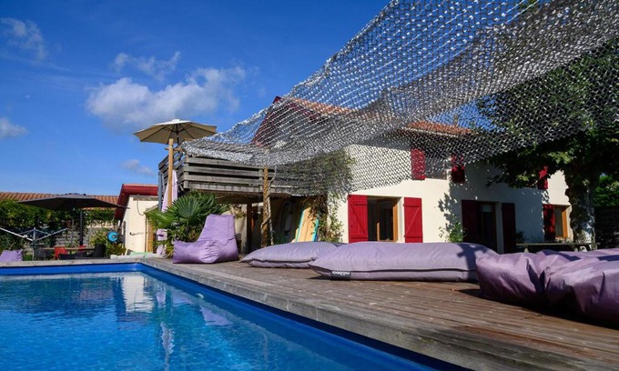 Azur Bed & Breakfast | Discover The Secret Spot Lodge: Family-Friendly Retreat
