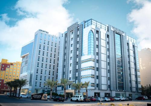 Azaiba Hotel | Discover The Secure Inn Hotel Muscat with Pool and Spa
