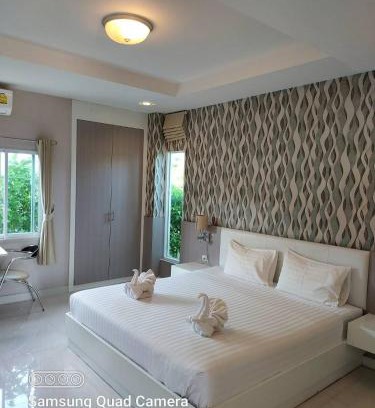 Nakhon Ratchasima Hotel | Budget-Friendly Family Stay at The Sept Korat, Rated 7.8