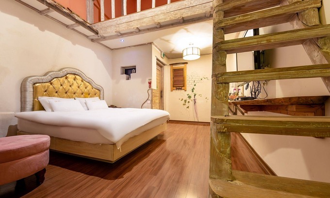 Eumseong Hotel | Discover The Seven Dwarfs in Eumseong Forest Retreat