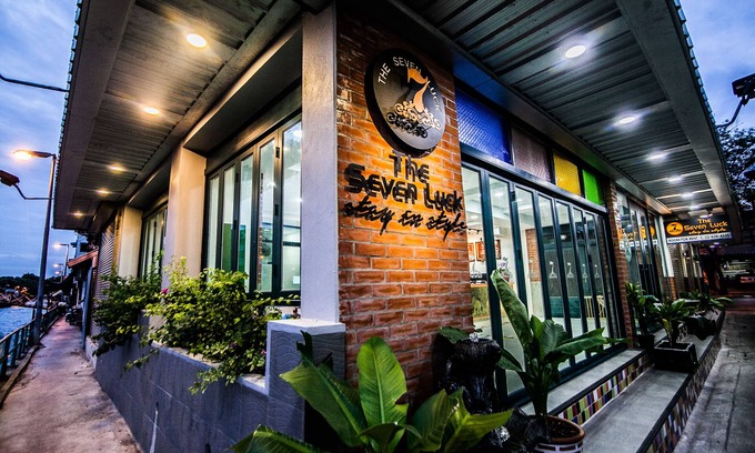 Khlong Maha Nak Hotel | Enjoy Family-Friendly Stays at The Seven Luck Hotel