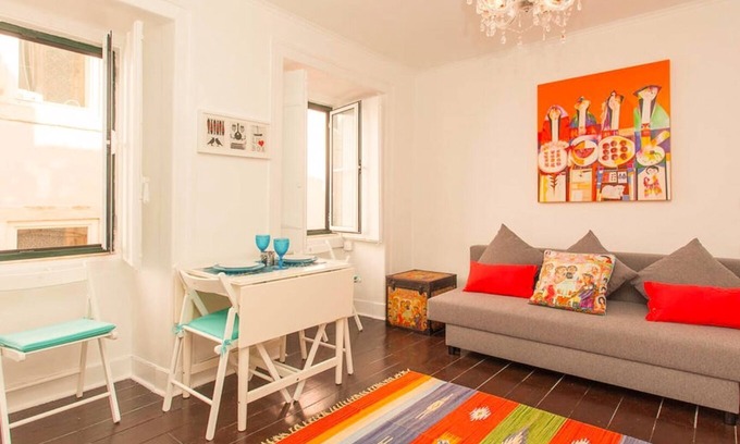 Encarnacao Apartment | Cozy Bairro Alto One-Bedroom Apartment with Great Amenities