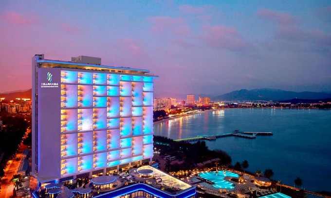 Sanya Hotel | Experience The Shanhaitian Resort Sanya with Ocean Views