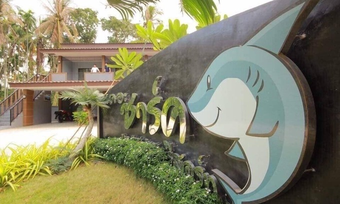 Pranburi Resort | Discover The Shark Resort: Family-Friendly Getaway Awaits