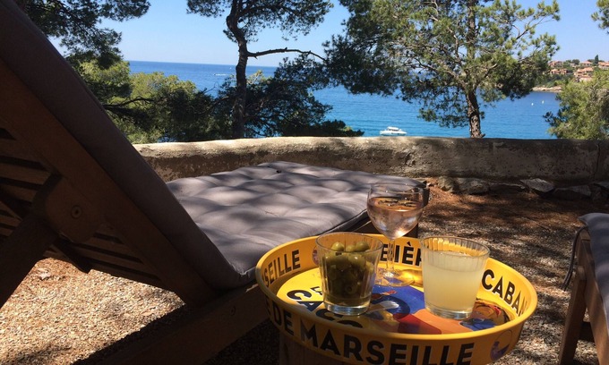 Carry-le-Rouet House | Experience Ocean Views at The Shed by the Sea - Rated 10/10