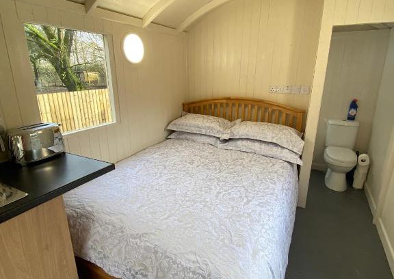 Bridgend Other | Guest Favorite: The Shepherd's Hut @ Pandy Farm with Hot Tub