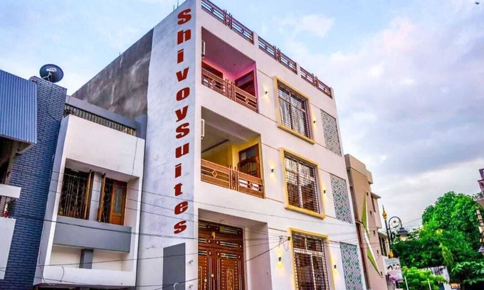 Varanasi Hotel | Discover Family-Friendly Comfort at The Shivoy Residency