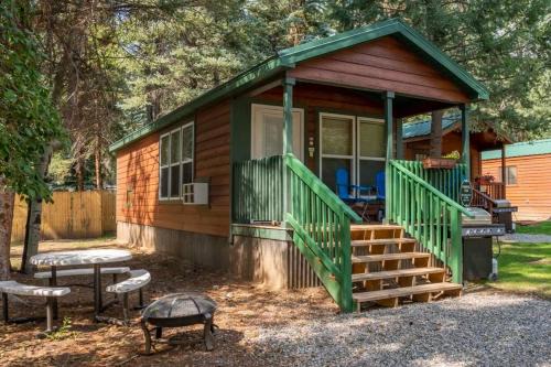 Bayfield House | Family-Friendly Shooting Star Cabin #11 at Blue Spruce