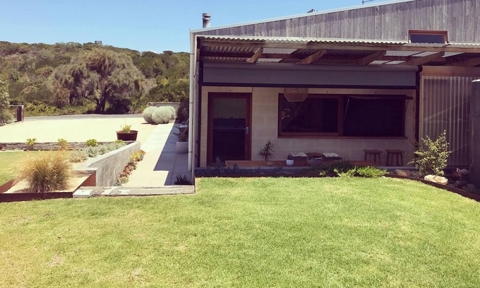 Rivoli Bay House | The Shouse located at Durrants Lookout.