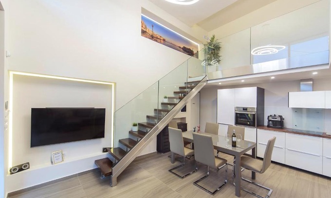 Kato Galatas House | Ocean View Retreat: The Siada Beachside Maisonette