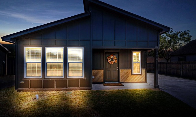Waco House | Discover The Silo Sweetheart - Minutes from Downtown!