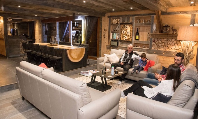 Viel-Alpe Ski Chalet | Indulge at The Silver Rock - Premier Chalet with Sauna