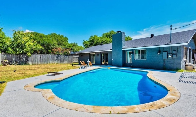 Round Rock West House | Discover The Sinatra: Family-Friendly 5BD with Pool & Game Room
