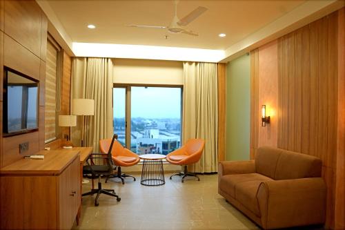 Jamnagar Hotel | Experience The Sky Imperial Hotel Kailash: Family-Friendly Stay