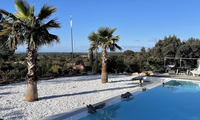 Quartier des Espesses Villa | Explore The Sky Over Nimes: Pool, Spa & Hot Tub Retreat