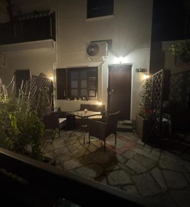 Agios Ioannis Apartment | The Small apartment