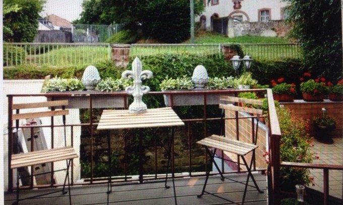 Trier-West/Pallien House | Charming Cottage by the Stream with Pool & Spa Amenities