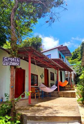 Koh Rong Hotel | Cozy Oceanfront Retreat at The Small Guest House