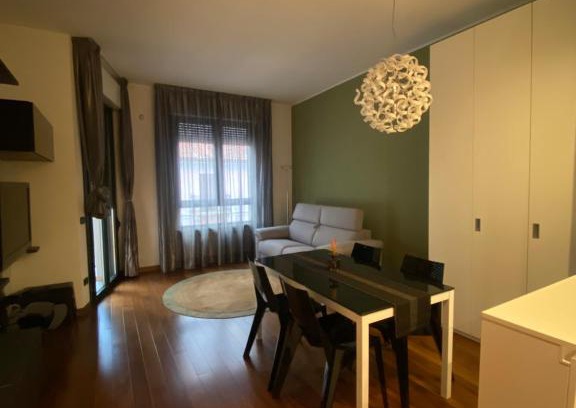 Novara Apartment | Charming Jewellery House Near City Centre - Kid Friendly Stay