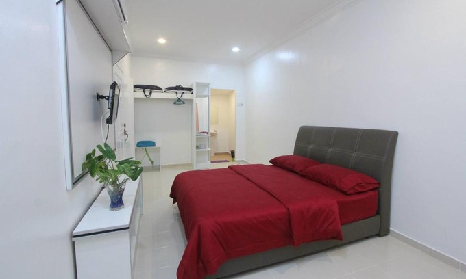 Kampung Teluk Reba Hotel | Invite Comfort at The Sofea Inn Transit Room Kota Bharu