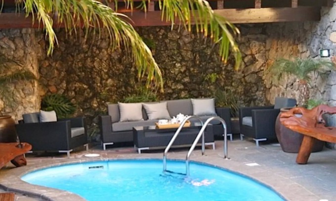 Tejeda House | Experience Comfort at The Solana de M. Velazquez Hotel