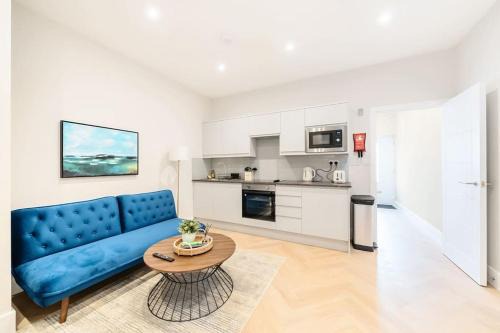 Tooting Apartment | Welcome to The Solo Haven: 4-Star Family-Friendly Retreat