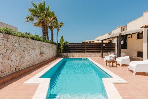 Tre Fontane Villa | The Song Of The Waves with Pool