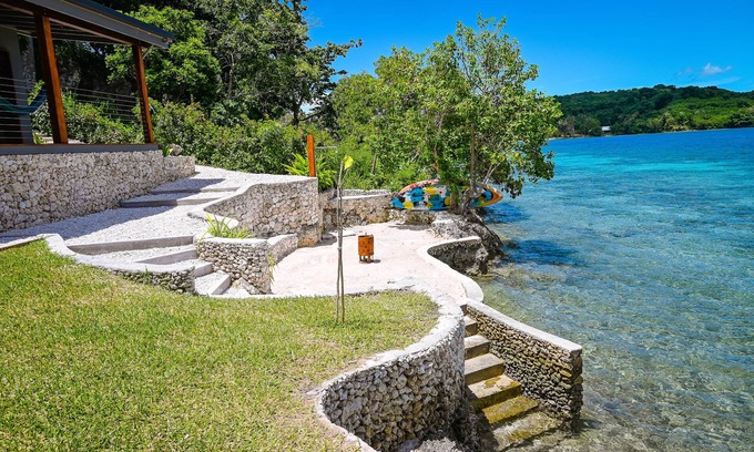 Moso Island House | Ocean View Retreat: The Sorrento @ Watermark on Moso