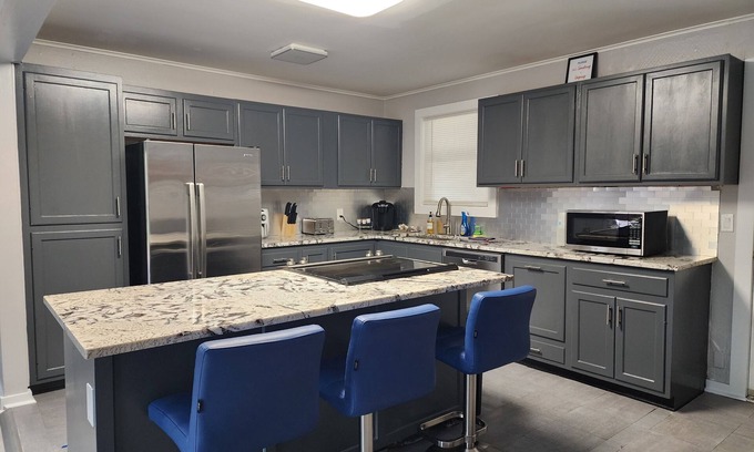 Nashville House | Experience The Sound of Nashville: 3BR Near BNA Airport
