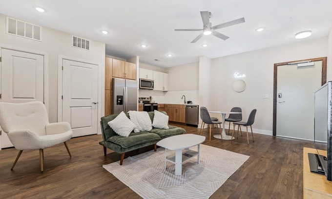 Eighth Avenue Apartment | The Southern Serenade Suite: 1-Bedroom 1-Bath with Pool! 1 mile from Broadway
