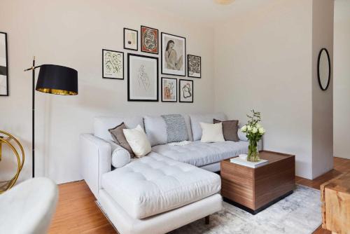 Livesey Apartment | Budget-Friendly Southwark Wonder: 1BDR Flat with Patio