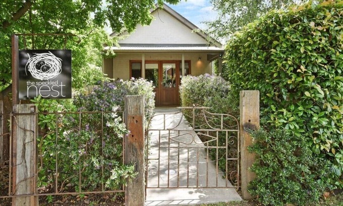 Millthorpe Apartment | Perfect Getaway at The Speckled Nest – Garden Studio for 2
