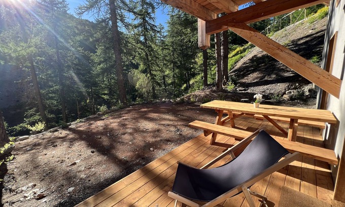 Les Claux Apartment | Ideal Retreat: T3 with Garden, Parking & Top Reviews