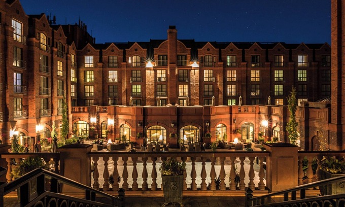 Downtown Resort | Indulgent St. Regis Aspen Resort: Spa, Pool & More!