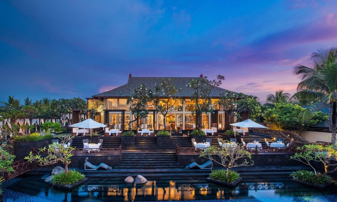BTDC Hotel | Experience The St. Regis Bali Resort: Guest Rated 9.8/10