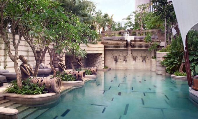 Setiabudi Hotel | Experience The St. Regis Jakarta: 5-Star Elegance Awaits