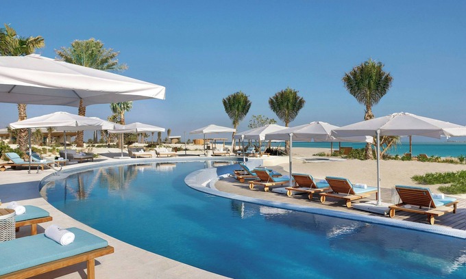 Saudi Arabia Resort | Experience The St. Regis Red Sea Resort with Spa & Pool