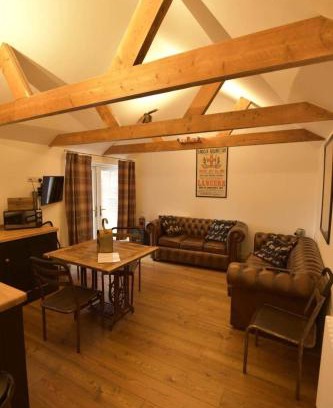 Lincoln House | Inviting Stables at the Old Vicarage with Family Amenities