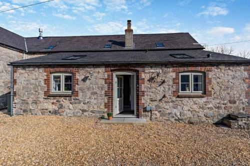 Cilcain House | Family-Friendly Stay at The Stables-Cilcain