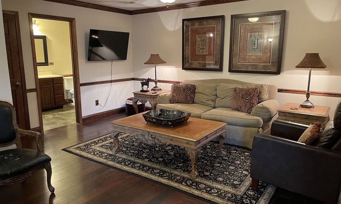 Knoxville Cottage | Tranquil Stables Cottage: Top-Rated Farm Getaway in TN