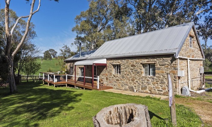 Jutland Bed & Breakfast | Experience The Stables: Country Cottages with Spa Access