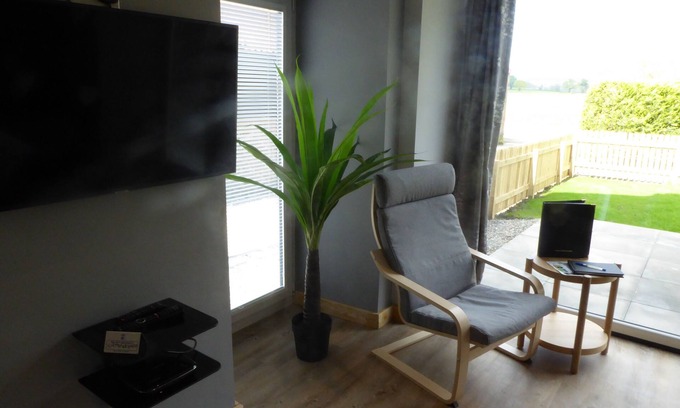 Arden Apartment | Cozy Stables Lower Cottage for Couples - Guest Rated 9.8