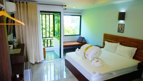 Koh Tao Hotel | Discover The Stamp Hotel with Oceanfront Views & Spa