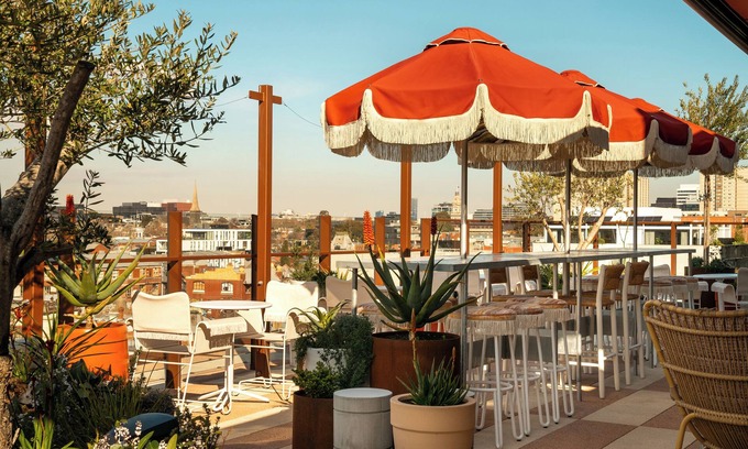 Fitzroy Hotel | Discover The StandardX, Melbourne: Eco-Friendly Comfort
