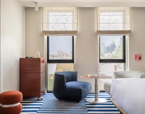 Fitzroy Hotel | Elegant Stay at The StandardX, Melbourne - Pet Friendly & More